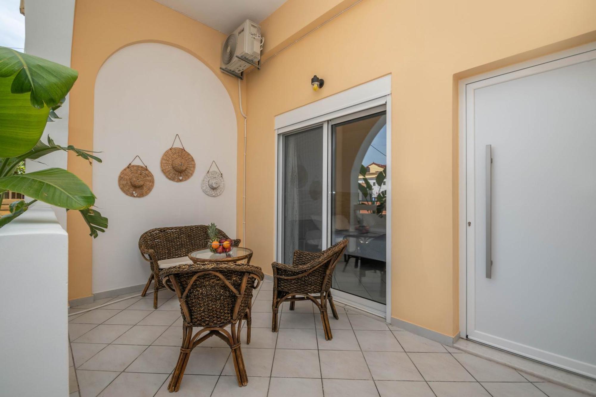 Dora'S Apartments لاغاناس المظهر الخارجي الصورة