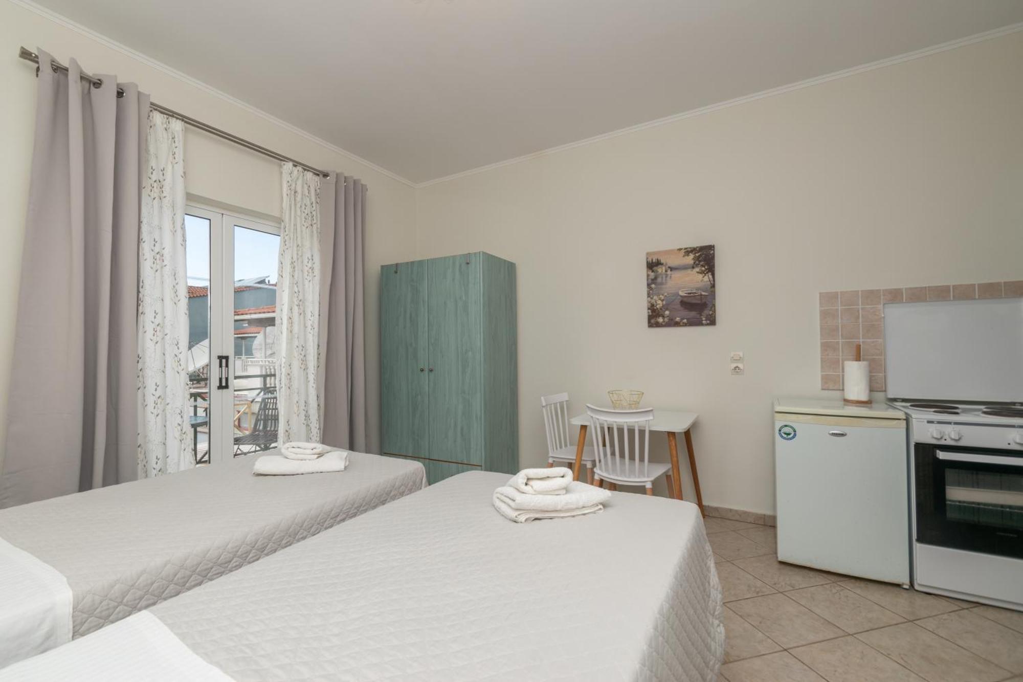 Dora'S Apartments لاغاناس المظهر الخارجي الصورة
